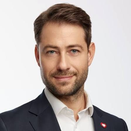 Adam Pustelnik